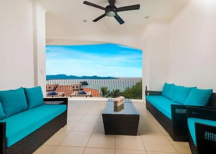 Holiday home Playa Flamingo, Stunning Sunset View Flamingo Towers 17 Playa Flamingo